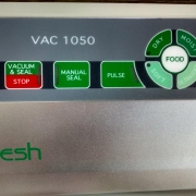 Macom VAC 1050